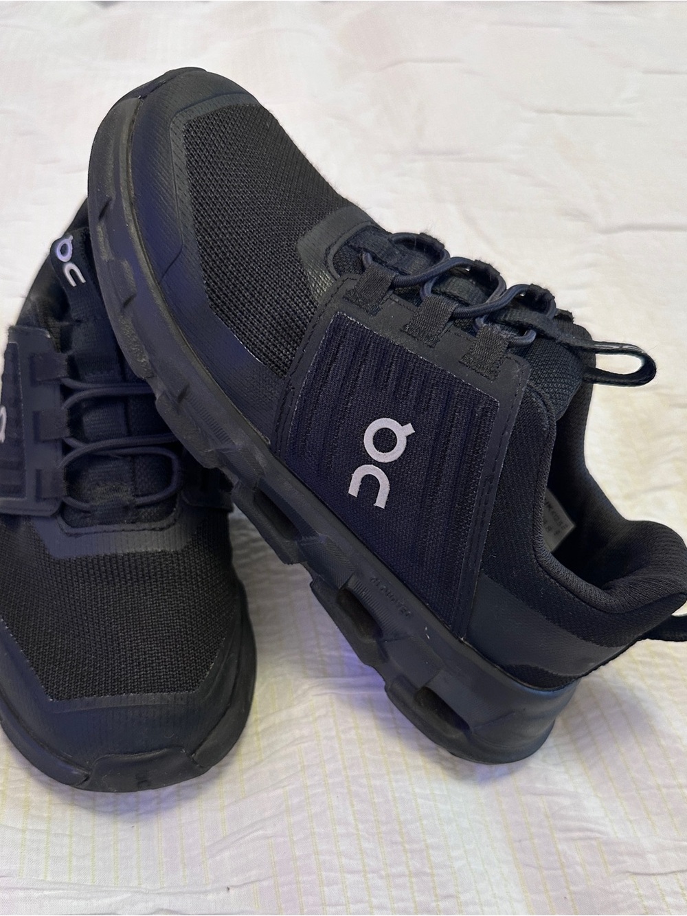 On Cloud kids Black Athletic Sneakers